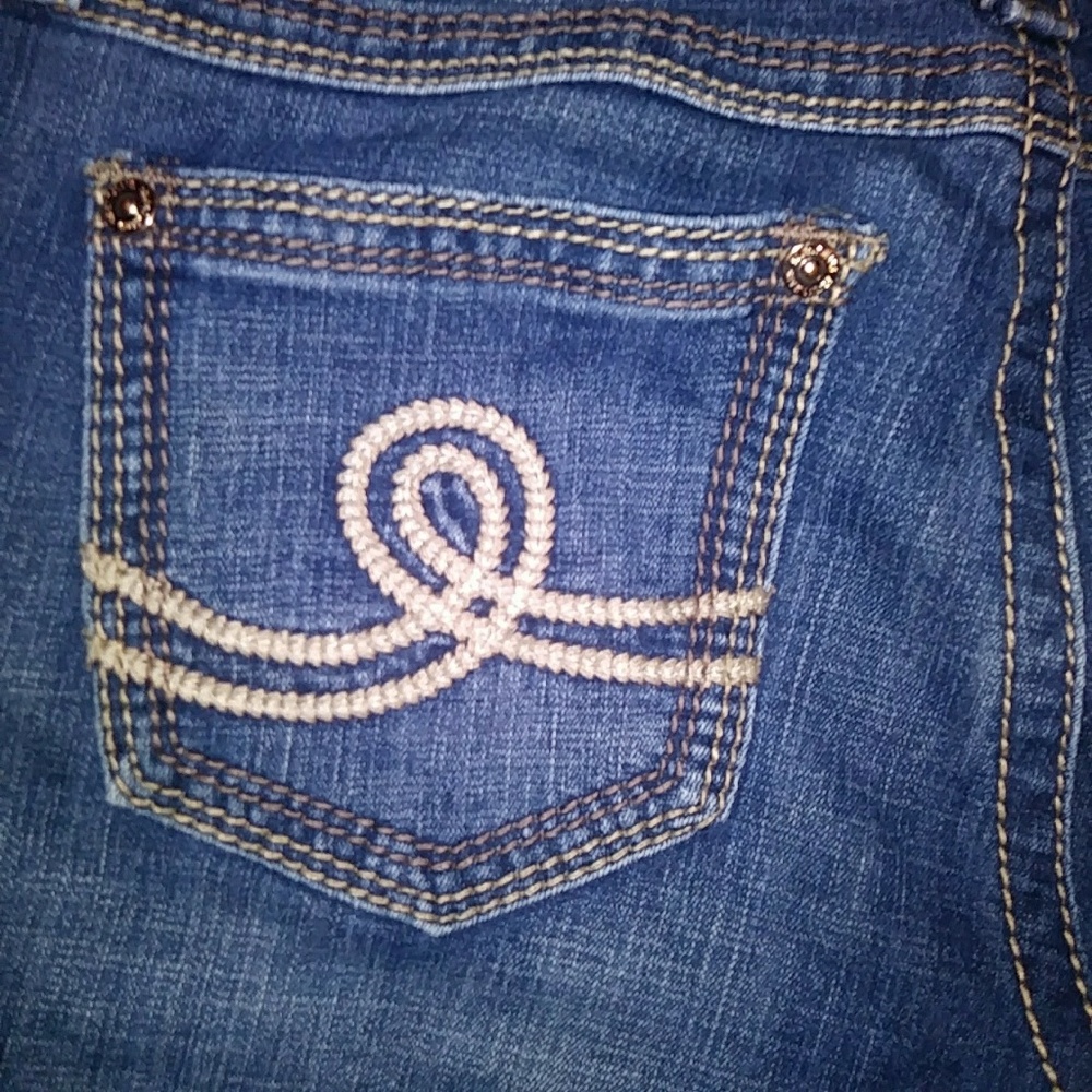 ✨Seven7 Bootcut Jeans✨ - Picture 5 of 8